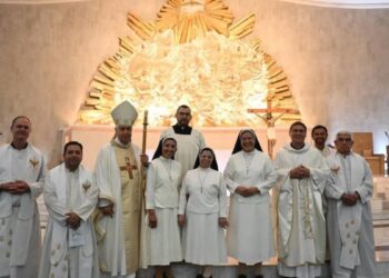 Hermanas Oblatas de Jesús Sacerdote