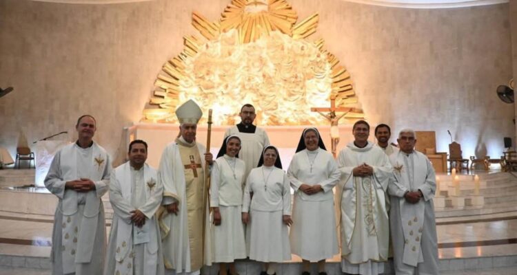 Hermanas Oblatas de Jesús Sacerdote