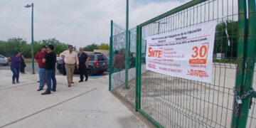 paro de maestros en Nuevo Laredo