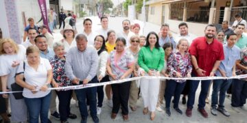 pavimentación en colonia Magdaleno Aguilar