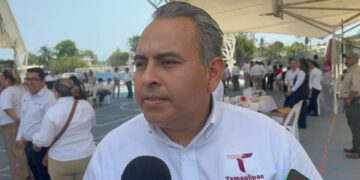 saldo blanco en escuelas de Madero