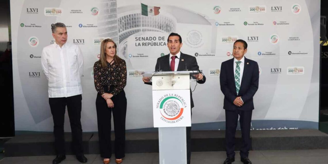 Entrega Conade becas pendientes a deportistas