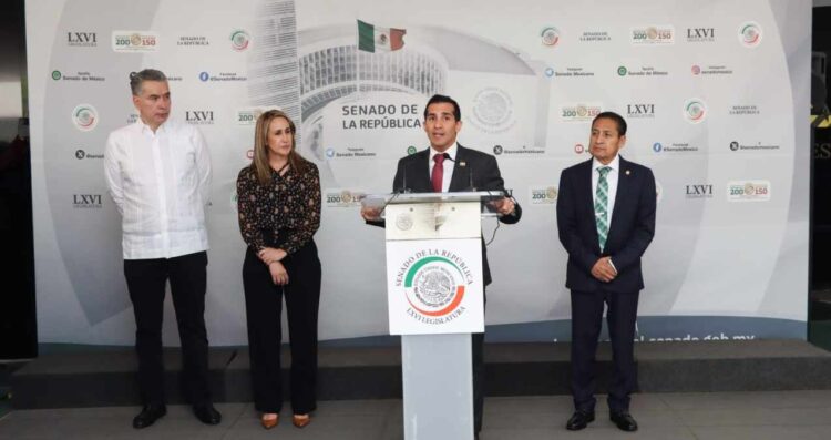 Entrega Conade becas pendientes a deportistas