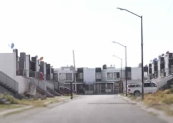 ¿Cómo operan invasores de casas en Edomex?