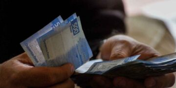 ¿Cuánto deben pagarte si trabajas el lunes 5 de mayo