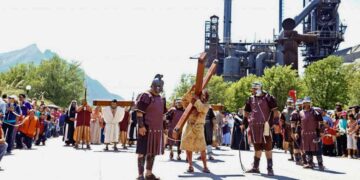 Estos son los lugares donde habrá Viacrucis en Monterrey