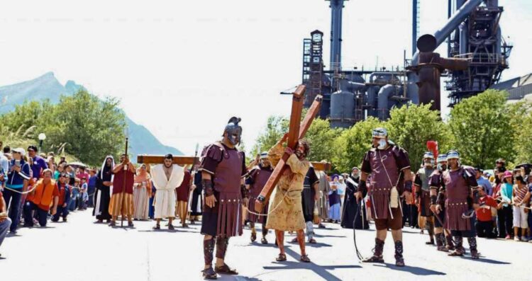 Estos son los lugares donde habrá Viacrucis en Monterrey