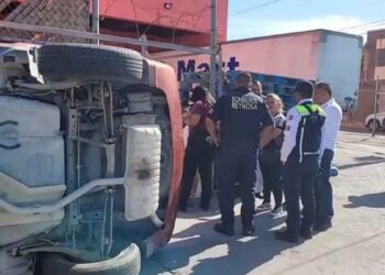 Adulto mayor resulta herido tras volcar su camioneta en Reynosa, Tamaulipas