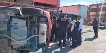 Adulto mayor resulta herido tras volcar su camioneta en Reynosa, Tamaulipas