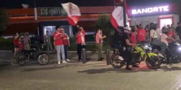 Aficionados celebran triunfo Toluca