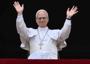 Así luce el Papa León XIV en su primera foto oficial