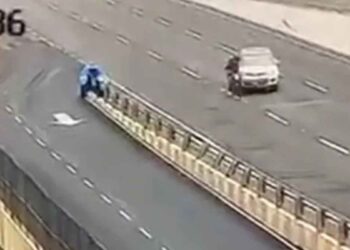 Automovilista atropella a presuntos asaltantes en la carretera Querétaro–San Luis Potosí