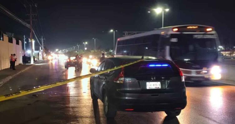 Ciclista muere arrollado en Periférico de Torreón; conductor se dio a la fuga