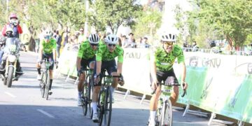 Ciclistas jaliscienses dominan el Gran Fondo New York 2025 en Zapopan