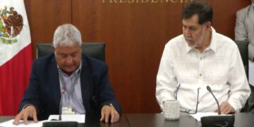Claudia Sheinbaum pide a Noroña explicar la disculpa pública del abogado Carlos Velázquez