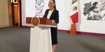 Claudia Sheinbaum señala que con la reforma a la Ley de Telecomunicaciones busca fortalecer la libertad de expresión