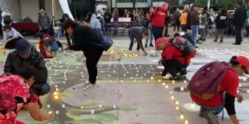 Colectivos de desaparecidos de CDMX honra a madres buscadoras que ya no están