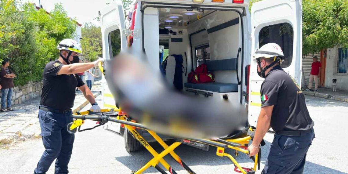 Conductor causa choque Mante