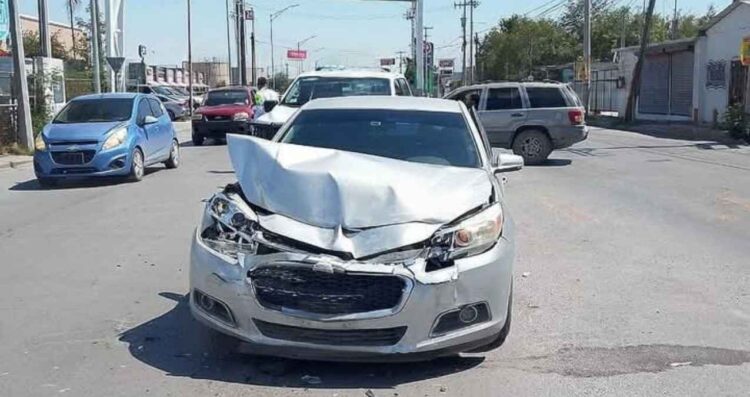 conductor Texas accidente Nuevo Laredo