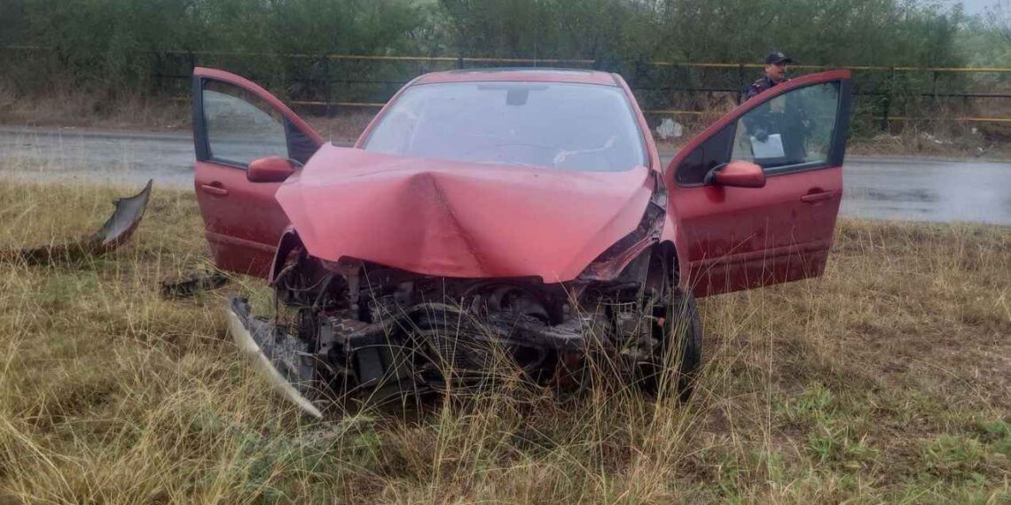 salir de la carretera General Terán