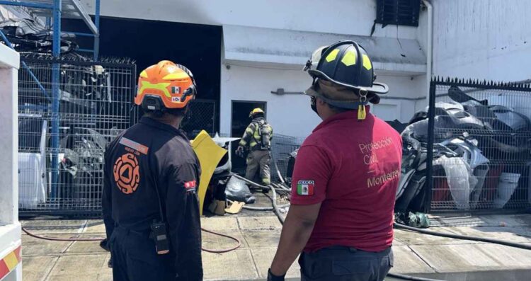 Controlan incendio bodega Monterrey