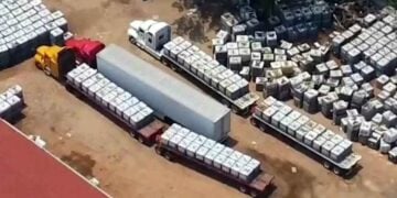 Decomisan en Tabasco más de 3 millones de litros de huachicol