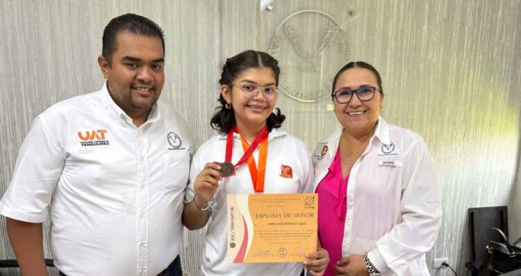 Destaca estudiante UAT Olimpiada