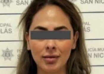 Detienen a conductora de televisión San Nicolás, Nuevo León, por alterar el orden público