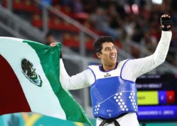 taekwondoín Carlos Sansores