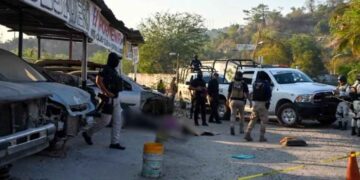 Encuentran sin vida a 2 mujeres y un hombre en Acapulco, Guerrero