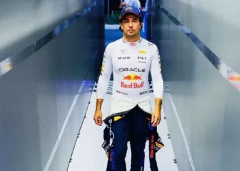 llegada Checo Pérez Cadillac