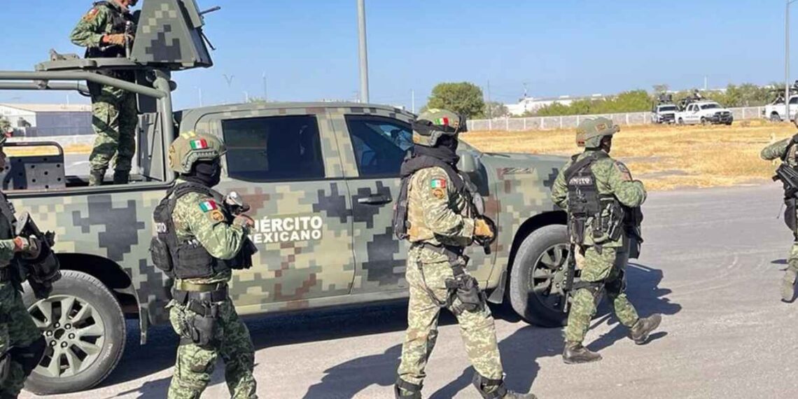 Explosión de mina terrestre deja sin vida a 6 militares en Michoacán