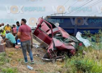 Fuerte accidente en la carretera Tampico-Valles, deja dos heridos