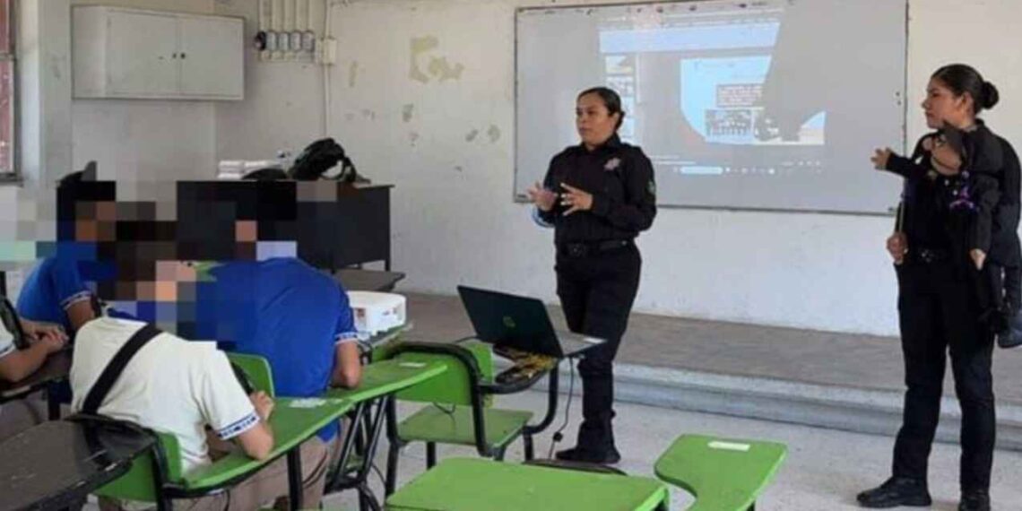Guardia Estatal de Género lleva talleres preventivos a secundaria en Tampico