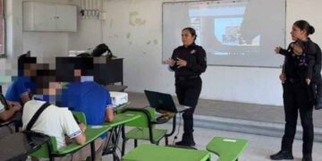 Guardia Estatal de Género lleva talleres preventivos a secundaria en Tampico