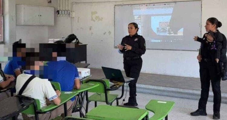 Guardia Estatal de Género lleva talleres preventivos a secundaria en Tampico
