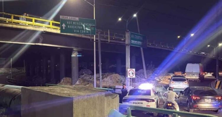 Hallan cuerpo con signos de violencia en una bolsa en calles de Ecatepec