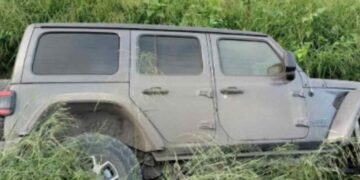 Hallan vehículo abandonado tras accidente en Reynosa, Tamaulipas