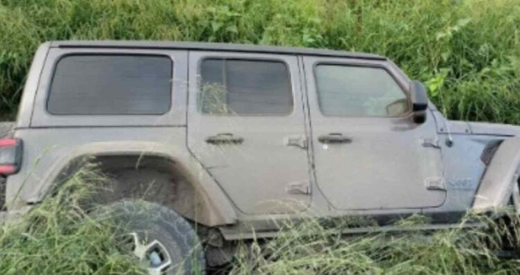 Hallan vehículo abandonado tras accidente en Reynosa, Tamaulipas