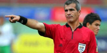 Horacio Elizondo, el árbitro que expulsó a Zidane, será nuevo instructor en México