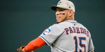 Isaac Paredes conecta su jonrón 80 en Grandes Ligas, pero no evita la derrota