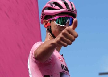Isaac del Toro pierde la Maglia Rosa en la penúltima etapa del Giro de Italia