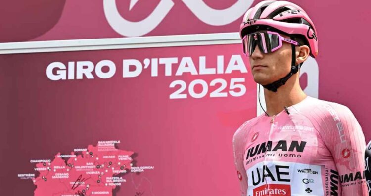 Isaac del Toro se afianza como líder del Giro de Italia 2025