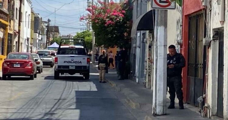 Joven le dispara a su padrastro tras discutir en la colonia de Santiago de Tlaquepaque, Jalisco