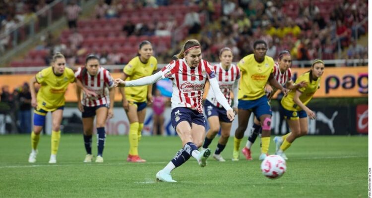 Licha Cervantes Chivas