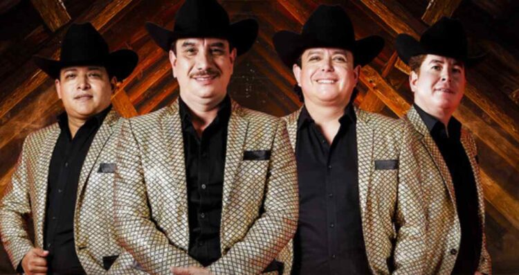 Los Alegres del Barranco arman karaoke polémico en Jalisco con corrido prohibido