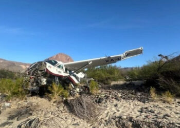 Milagro en el aire Se desploma avioneta en Baja California y sobreviven los 6 pasajeros