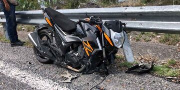 Motociclista caída carretera a Tula