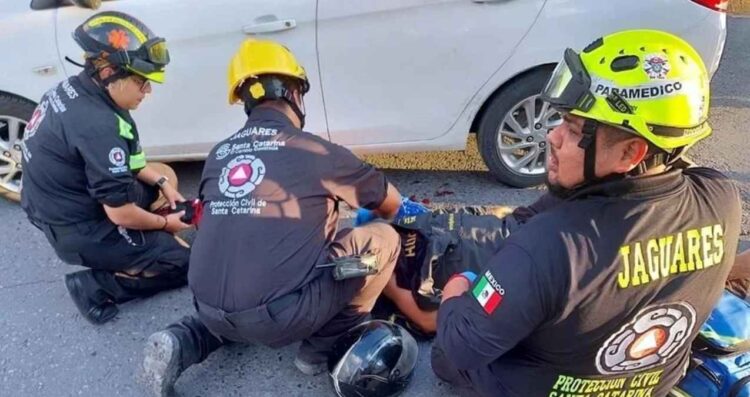 motociclista chocar frente Santa Catarina