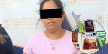 Mujer es detenida tras ser captada robando comida en una tienda de Guadalupe, NL